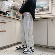 浅灰色