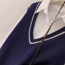 藏蓝色