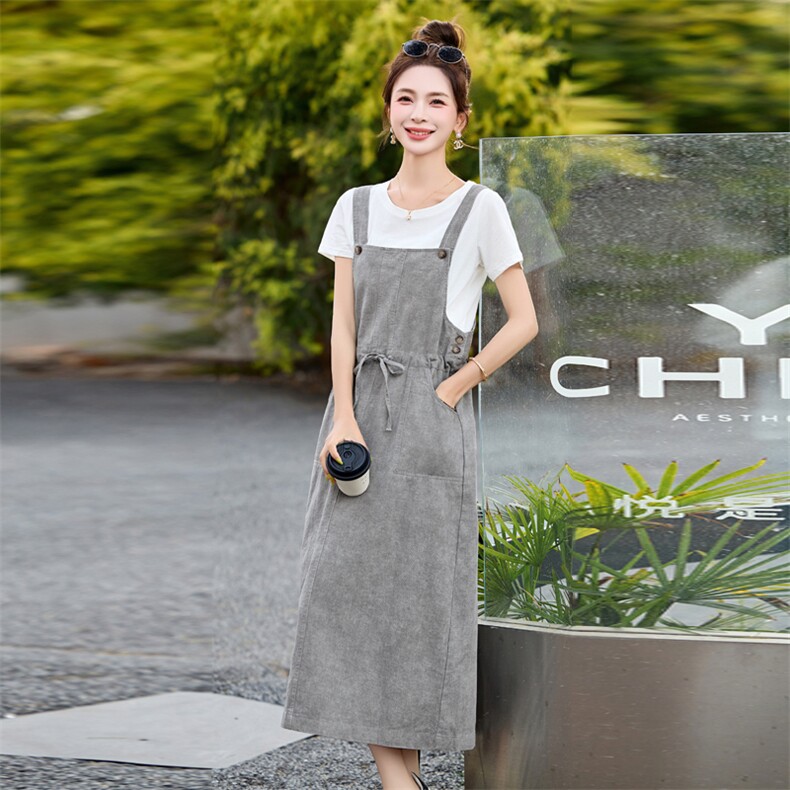 薄款天丝牛仔连衣裙女夏季新款宽松妈妈减龄T恤背带裙,女装牛仔裙,简韵佳
