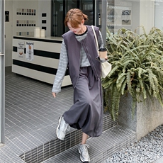 大货马甲+条纹T+半裙三件套2C206-L597-P185-K268，女装套装/套裙，2C206