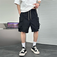 黑色