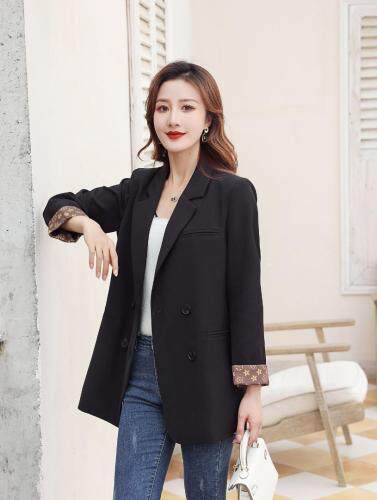 春装新款简单大方小西装，女装西装，倾爽