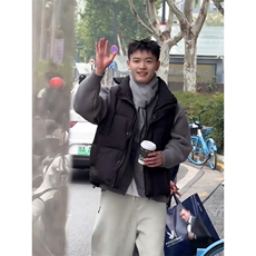 现货5W件冬季三防硬挺boxy短款立领棉衣马夹外套加厚马甲保暖棉服，男装棉衣，电商A486-1