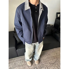 藏青色