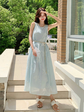 高级感度假风刺绣无袖连衣裙女2025夏新款法式漂亮绝美仙女背心裙，女装连衣裙，浙宝285（原212）