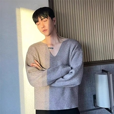 Z108-P46法式大v领针织衫高级感宽松长袖卫衣男模穿搭艺术生，男装针织衫/毛衣，电商B323A
