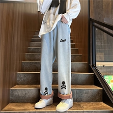 浅蓝色