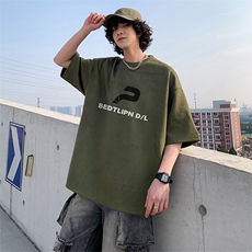 军绿色
