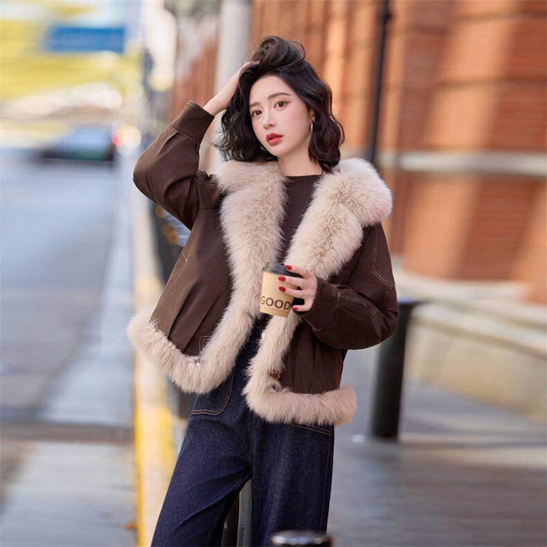 现货！！！轻奢狐狸毛鹅绒羽绒服，女装羽绒服，素月