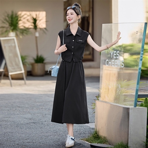 高级感御姐时尚洋气穿搭套装女2026夏季休闲巨显瘦连衣裙两件套图片