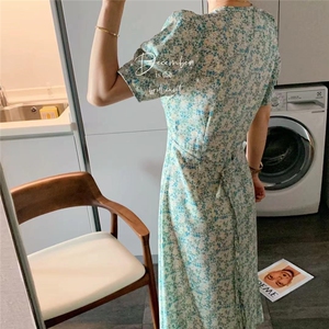 碎花连衣裙图片