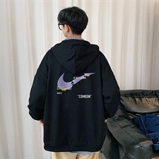 黑色