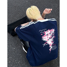 藏青色