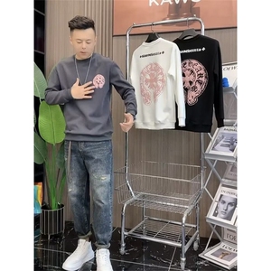 潮牌欧美洋气时尚高级复古白色长袖t恤男士梵文马蹄印花卫衣图片