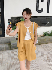 黄色高级感套装女2025夏季新款韩系复古超好看短袖衬衫短裤两件套，女装套装/套裙，浙宝128A