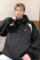 秋季24港风男装连帽宽松夹克户外防水冲锋衣秋装情侣外套S286-P88，男装夹克，电商A233-1