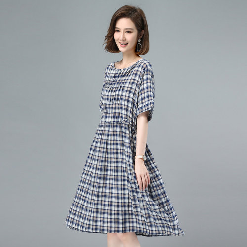 2021夏季新款时尚休闲褶皱抽绳格子连衣裙,女装连衣裙,叶笙衣