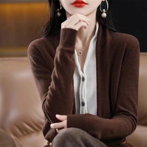 女秋冬新款宽松显瘦百搭时尚潮流简约假两件羊毛衫