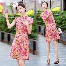 时尚连衣裙女夏季2026新款新中式盘扣立领提花小个子连衣裙，女装连衣裙，美沁
