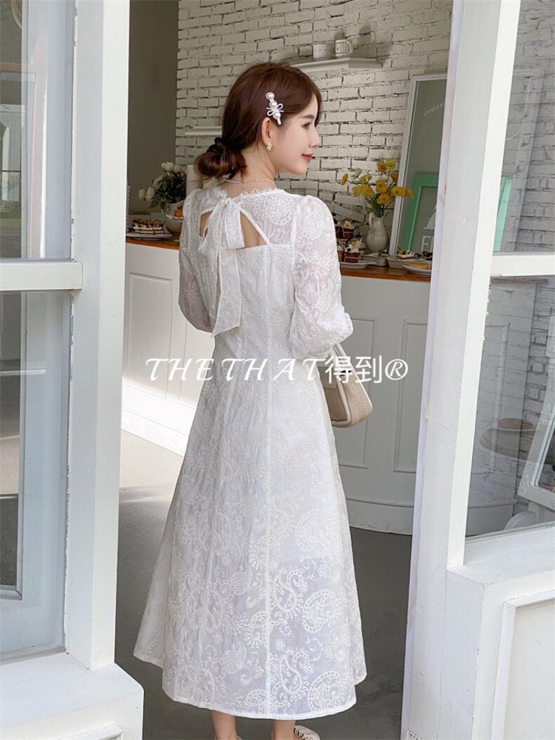 秋季新品刺绣连衣裙，女装连衣裙，得到THETHAT