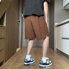 咖啡色