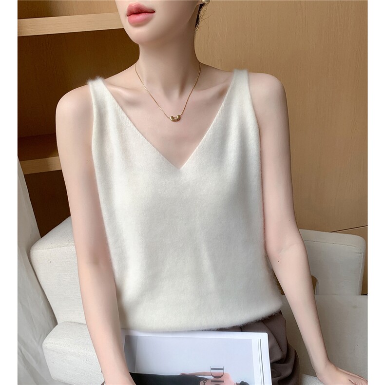 2025年12针平面V领宽吊带时尚，女装背心吊带，百越羊绒