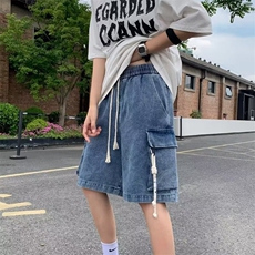 深蓝色