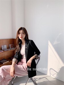 秋款西服外套图片