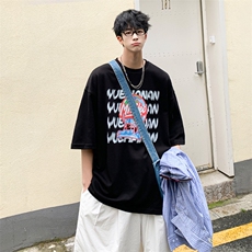 黑色