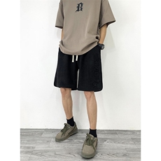 黑色