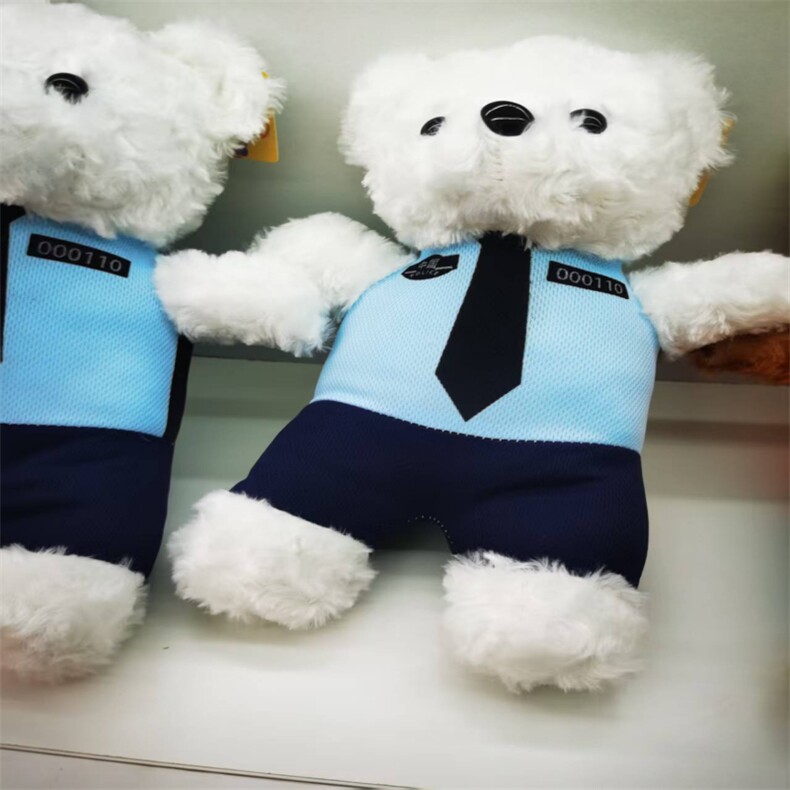 公安熊，玉文毛绒玩具