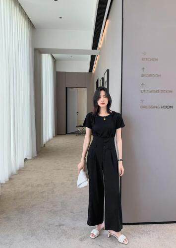 永恒的经典 背带裤穿上显瘦，女装，蓝衣可