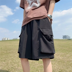 黑色