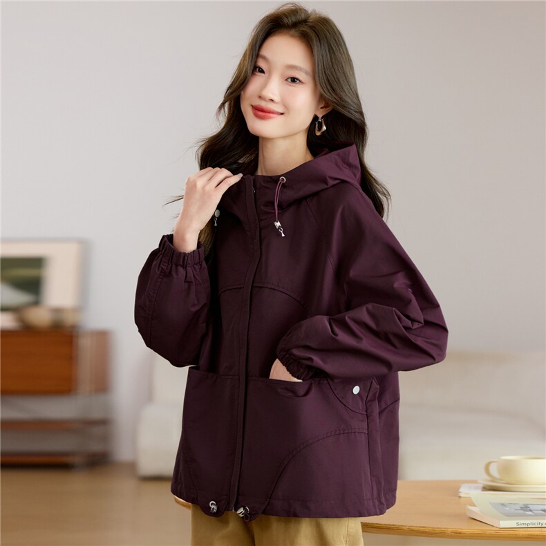 2026年春秋季新款时尚大码妈妈装气质显瘦休闲百搭短款派克服外套，女装派克服，独衣靓