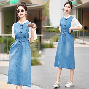 现货主推2024年夏季新款新中式复古牛仔拼接连衣裙牛仔裙A字裙,女装牛仔裙,星宇服饰