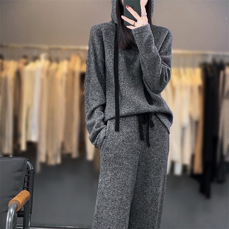 黑白！连帽套头常规长袖上衣宽松型直筒阔腿针织裤羊绒套装女显瘦,女装套装/套裙,暖思雅