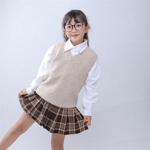 男女通用V字领羊毛马甲图片