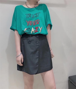 新款印花T,女装,莎拉