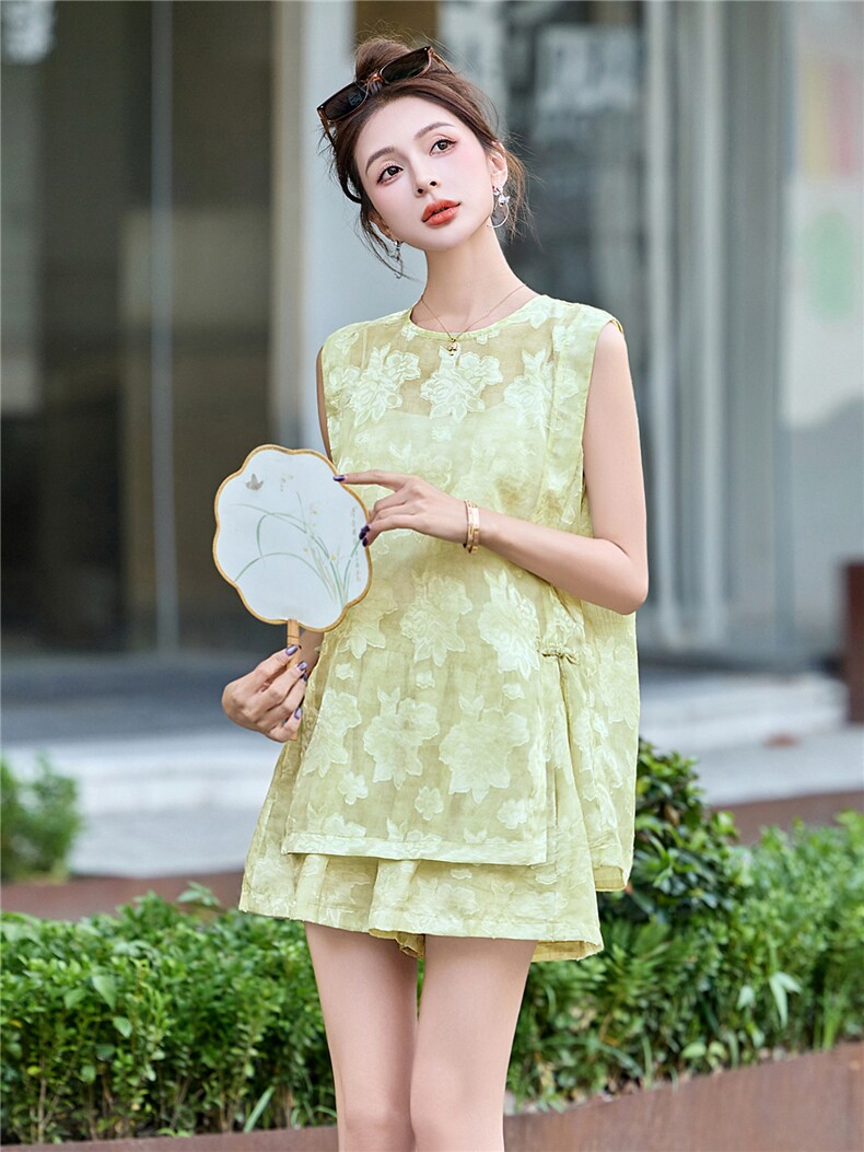 新中式国风女2025夏季新款小个子时尚气质无袖上衣短裤,女装连衣裙,布芭啦