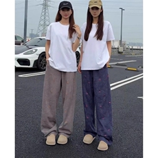 藏青色