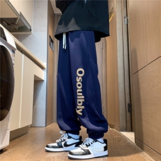 藏青色