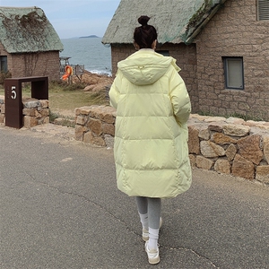 冬装奶黄色加厚中长款面包棉服图片