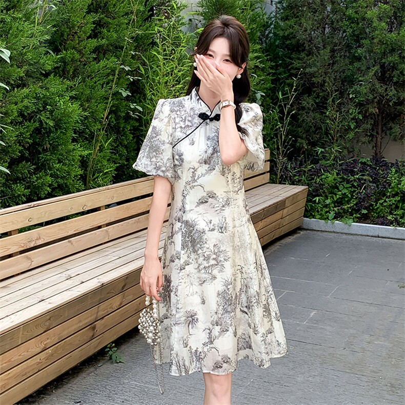 现货高级感棋牌夏季时尚衣裙气质显瘦简约大方减龄连衣裙女,商品下架区,网红馆