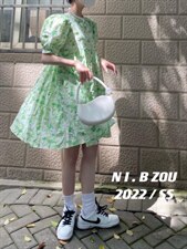 现货夏季新款韩版小花连衣裙，女装连衣裙，你别走(4F)