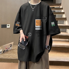 黑色