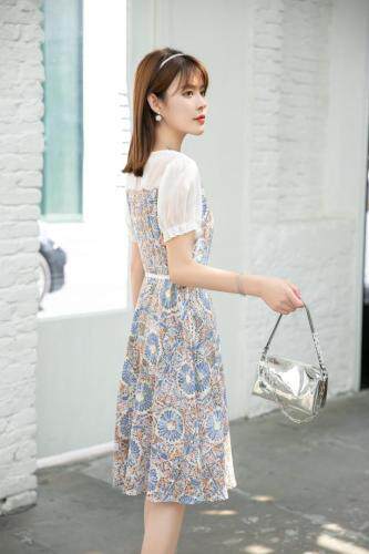 夏季新款韩版花色淑女气质连衣裙，女装连衣裙，水锦红