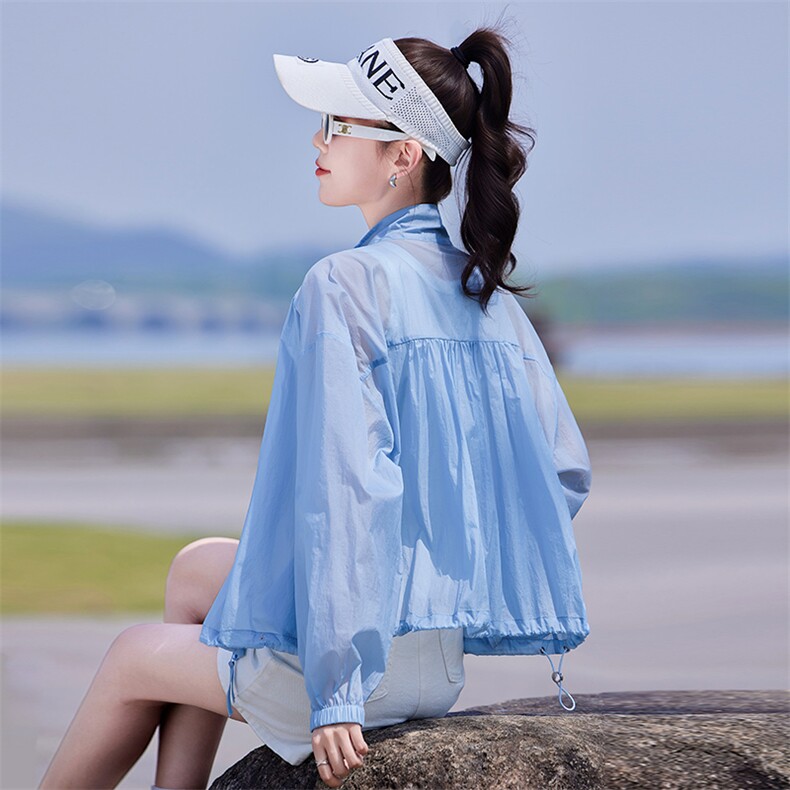 时尚蓝色短款女轻薄小外套夏季新款连帽旅行户外透气长袖薄短外套,女装防晒衣,靓衣阁