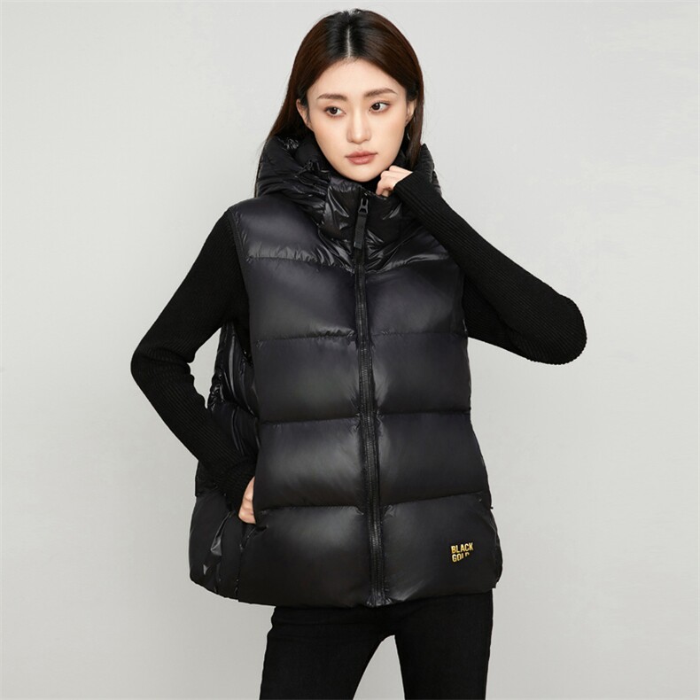 时尚保暖黑金羽绒服马甲外套男女同款连帽立领设计轻薄显瘦冬季必备单品,女装羽绒服,曼琳思菲