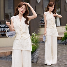 现货2026夏季新款轻熟老钱风V领马甲蕾丝拼接阔腿裤两件套套装,女装套装/套裙,伊仟回, 现货2026夏季新款轻熟老钱风V领马甲蕾丝拼接阔腿裤两件套套装,女装套装/套裙,伊仟回,