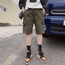 军绿色